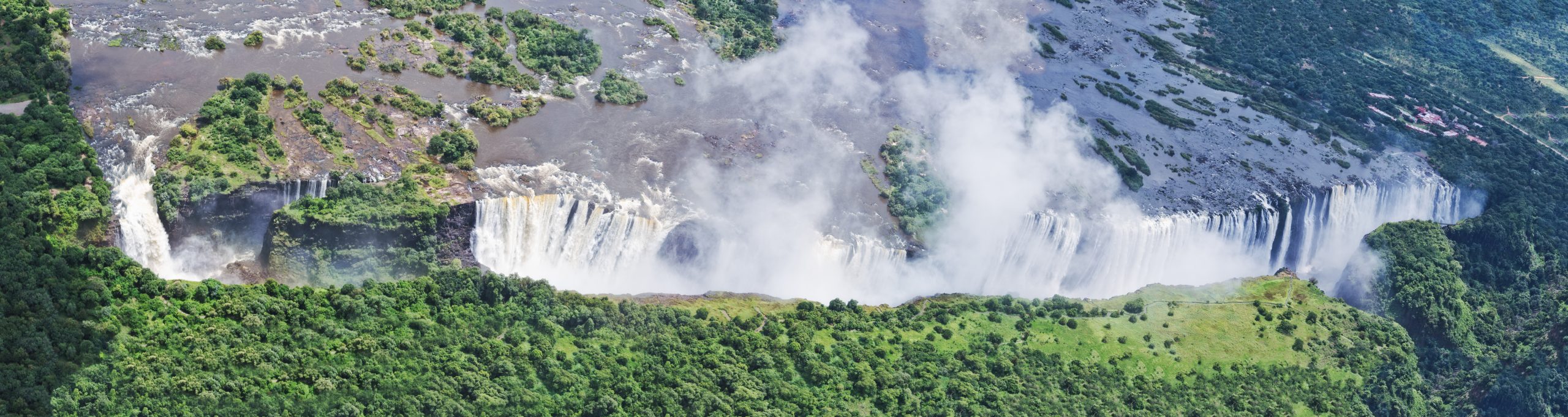Passport to Victoria Falls | Travel to the ‘Place of the Rainbows’